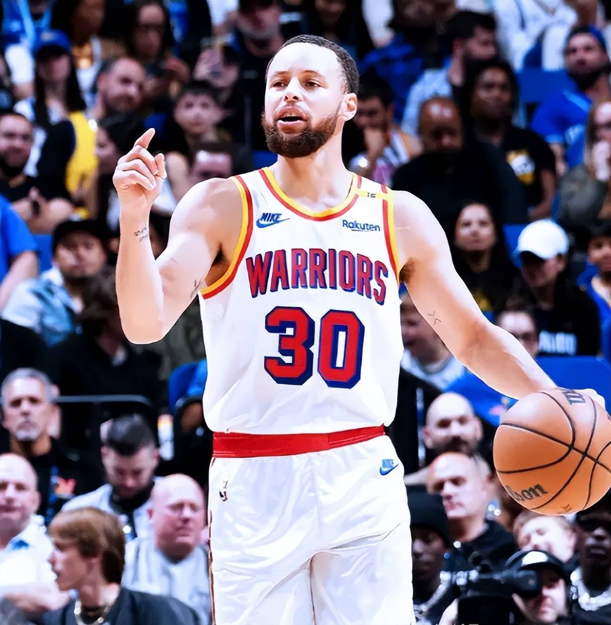 开云体育-关于王者归来，篮球巨星再次崭露头角的信息