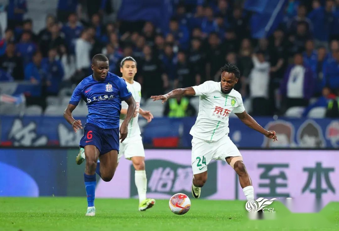 上海申花客场战平北京中赫国安