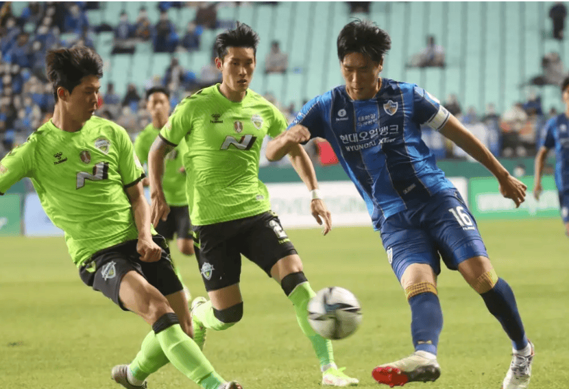 开云体育平台APP-世俱杯前瞻：蔚山现代与对手交锋看点的简单介绍