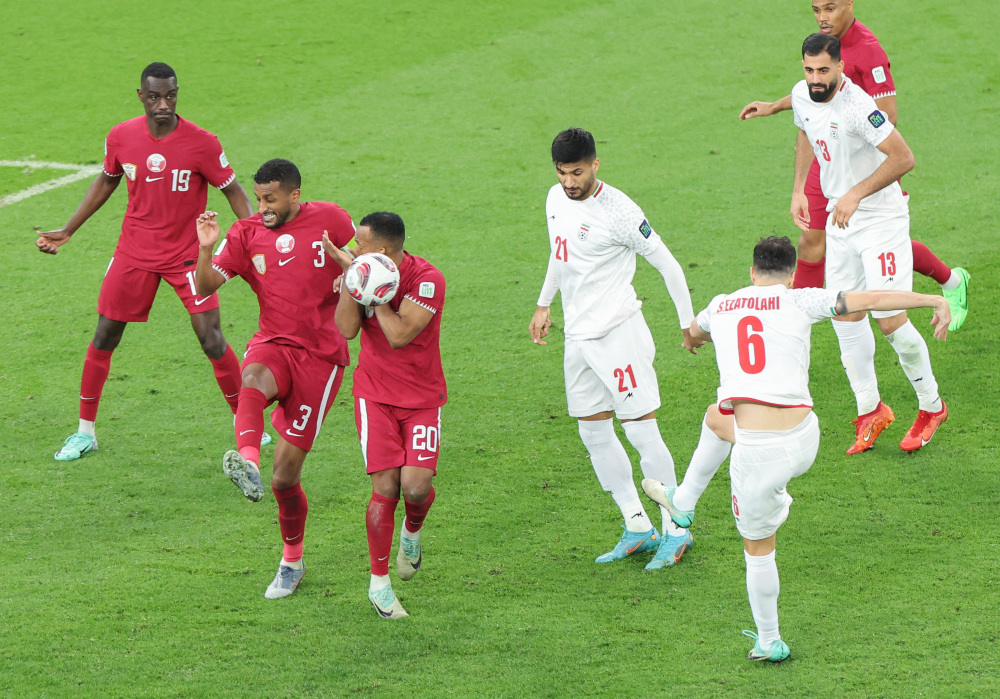 伊朗队获得国际足球比赛亚军