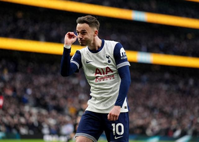 热刺走出低谷，取得重要胜利