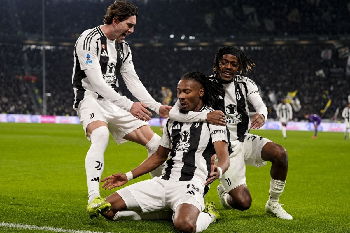 开云体育官网-佛罗伦萨客场绝杀罗马，振奋士气，升至第五的简单介绍