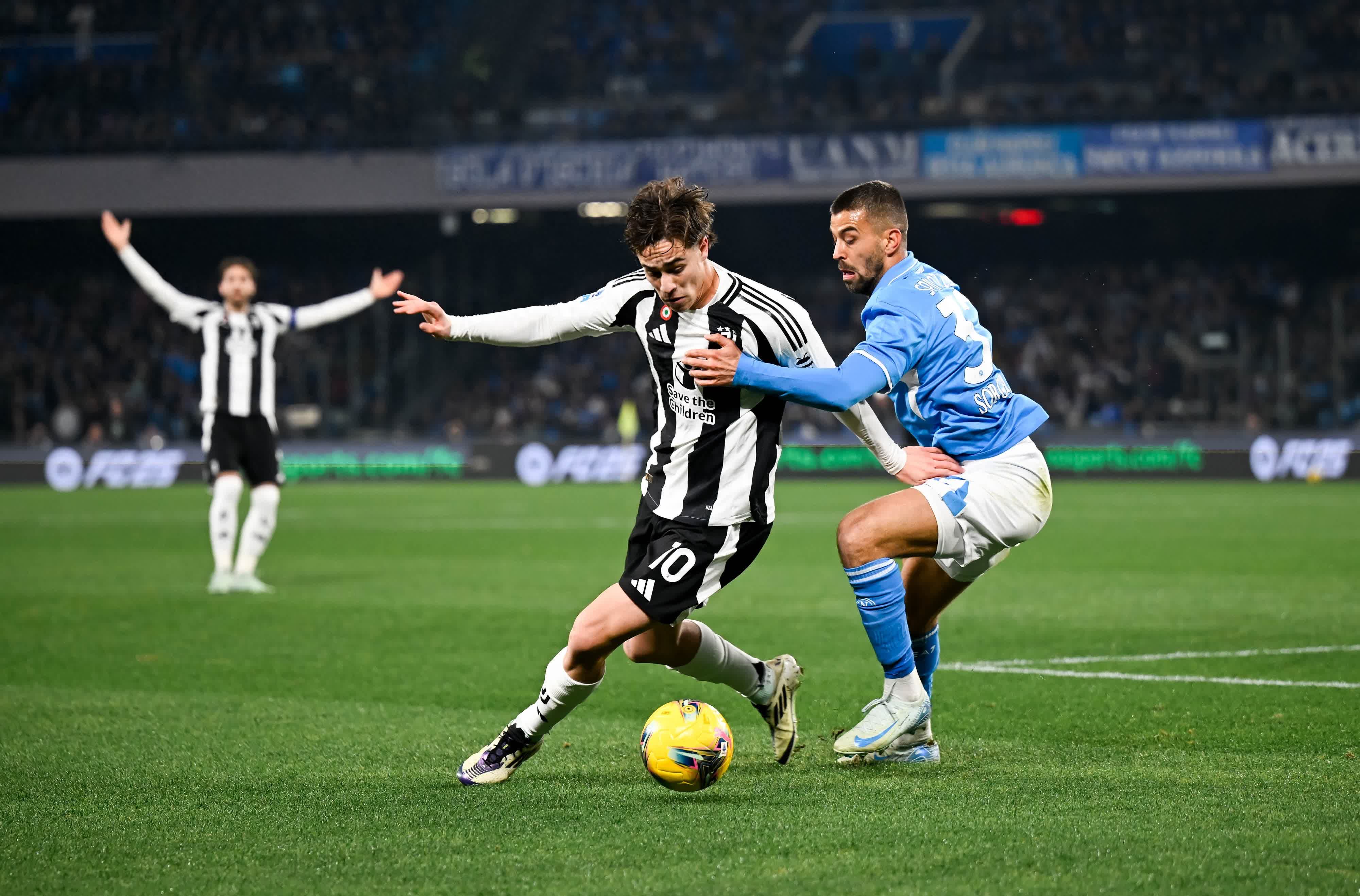 开云官网-尤文图斯客场不敌巴塞罗那，提前告别欧洲赛场