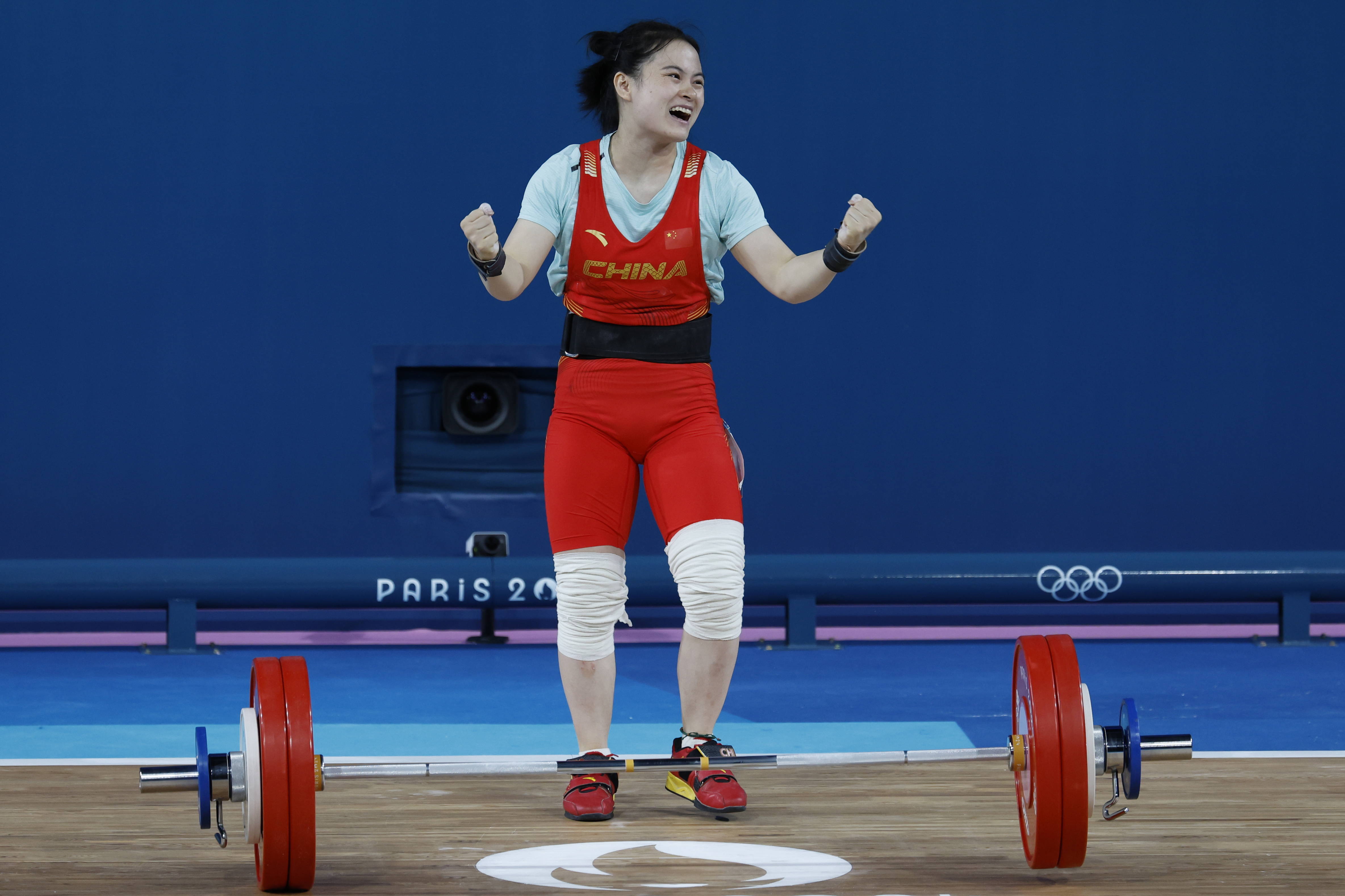 开云体育APP下载-立陶宛举重选手在赛场上独领风骚的简单介绍