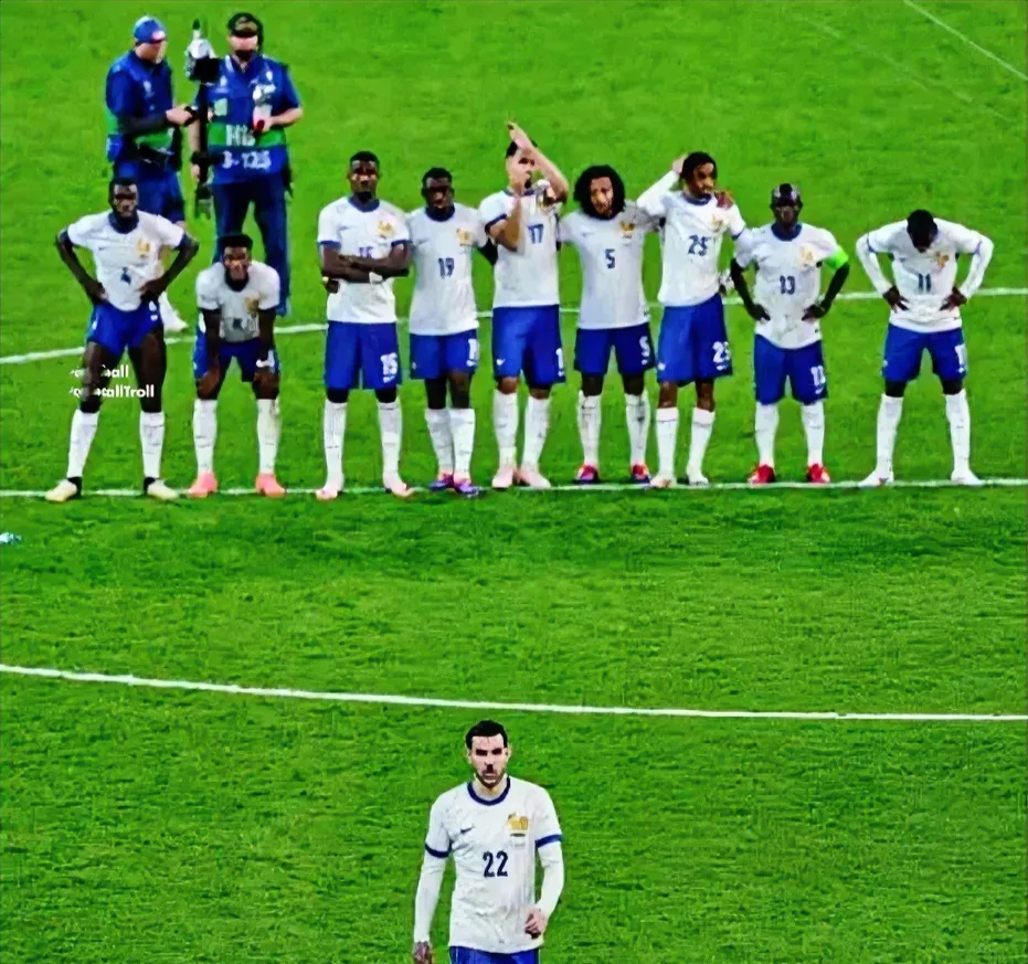 法国队在欧洲比赛中大获全胜