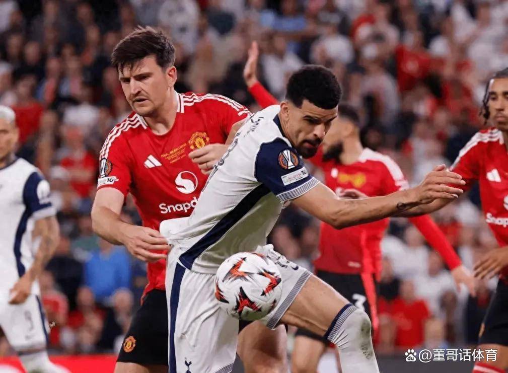 开云体育在线-曼联中场球员状态低迷，球队进攻不振