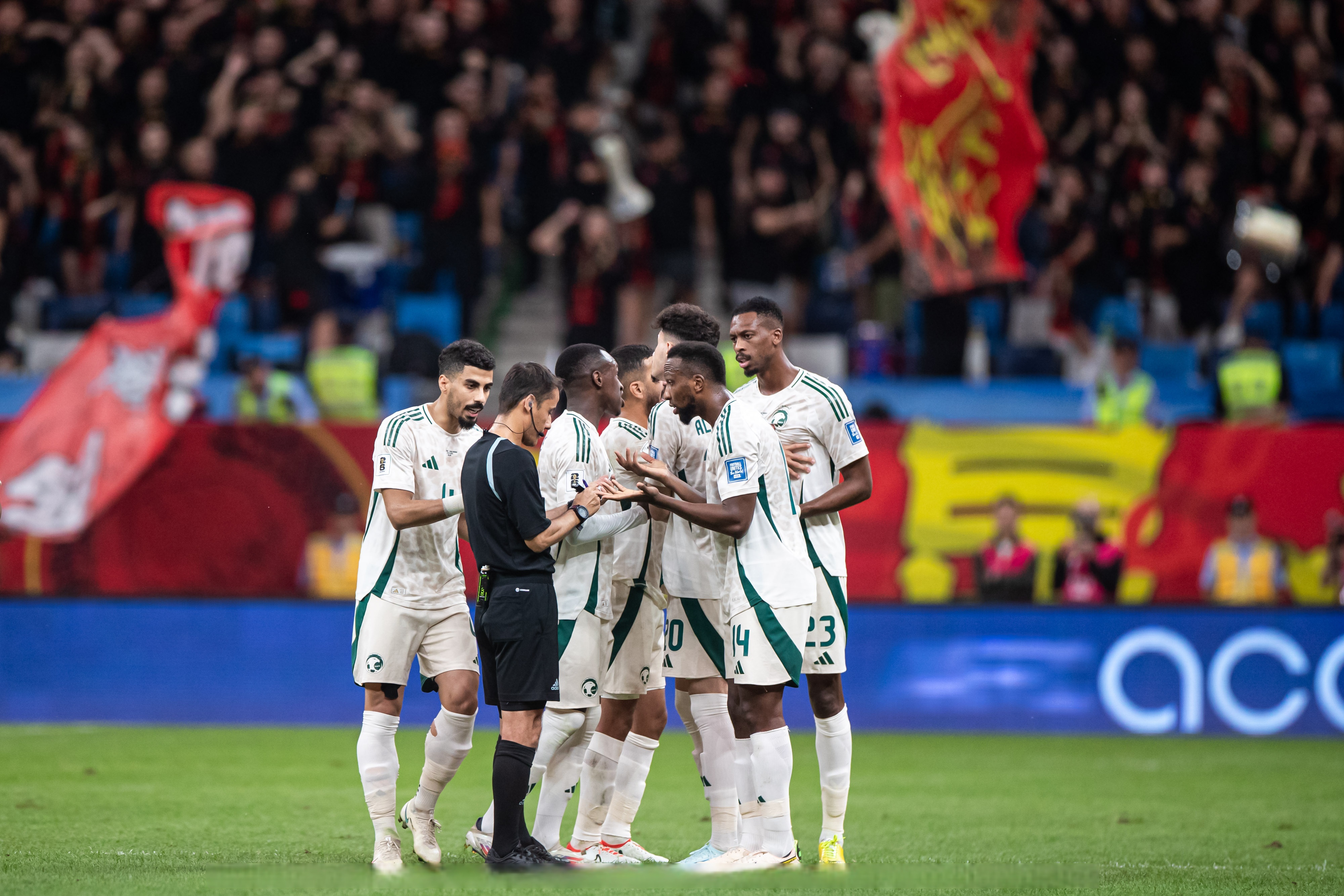 沙尔克下轮比赛对手确定，备战如火如荼