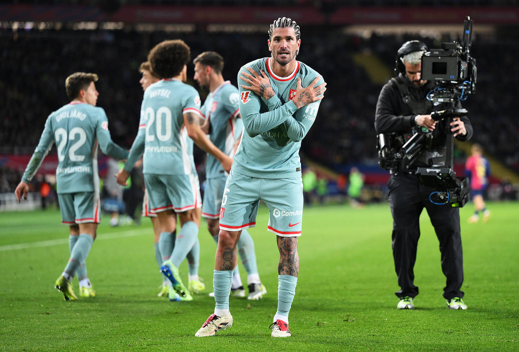 马德里竞技客场告捷,提前晋级 马德里竞技客场告捷,提前晋级