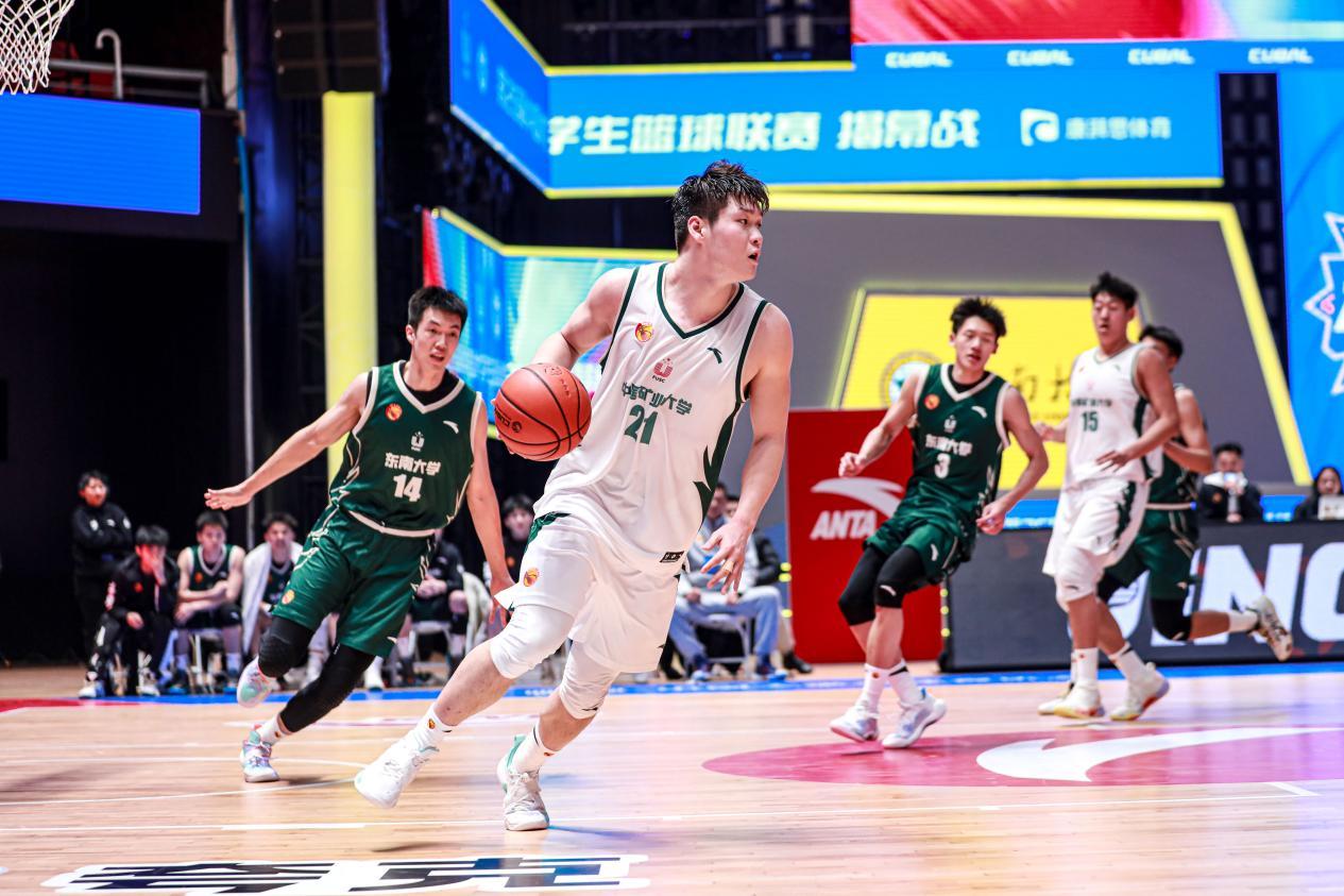 中国篮球职业联赛再掀热潮，球队竞争激烈