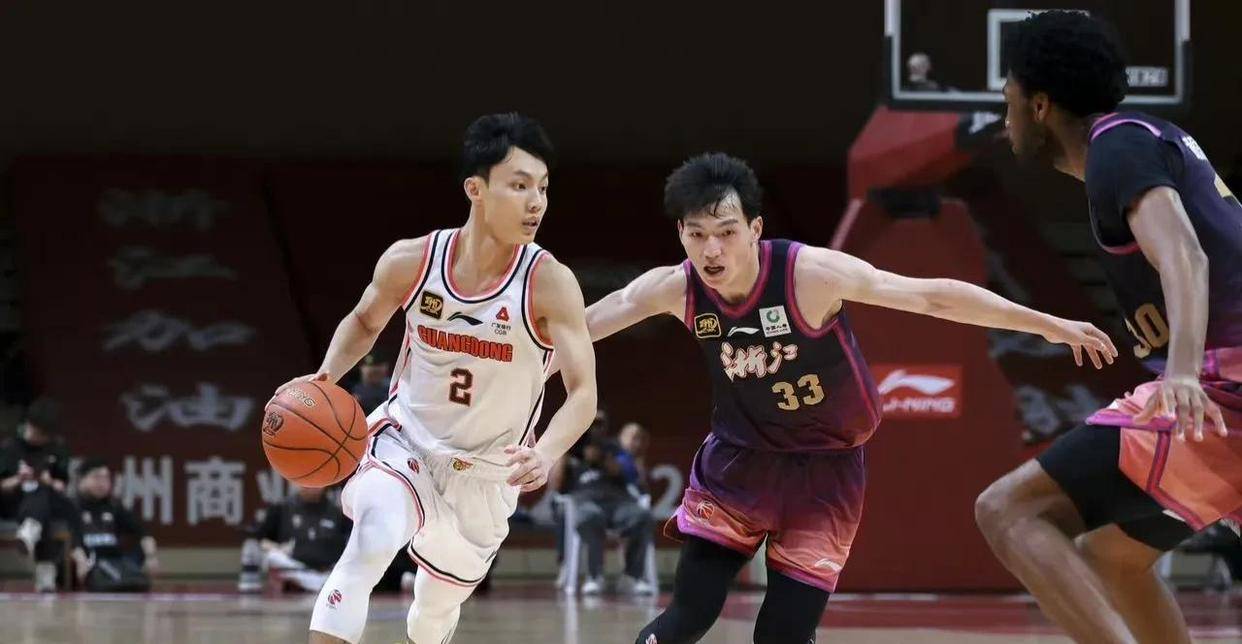 浙江男篮主场击败福建，稳固战绩的简单介绍