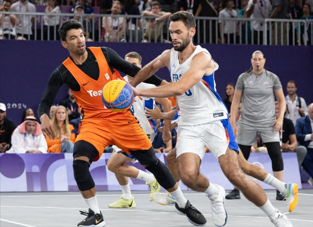 开云下载-荷兰篮球超级联赛决赛，鹿特丹飞鹰队获胜