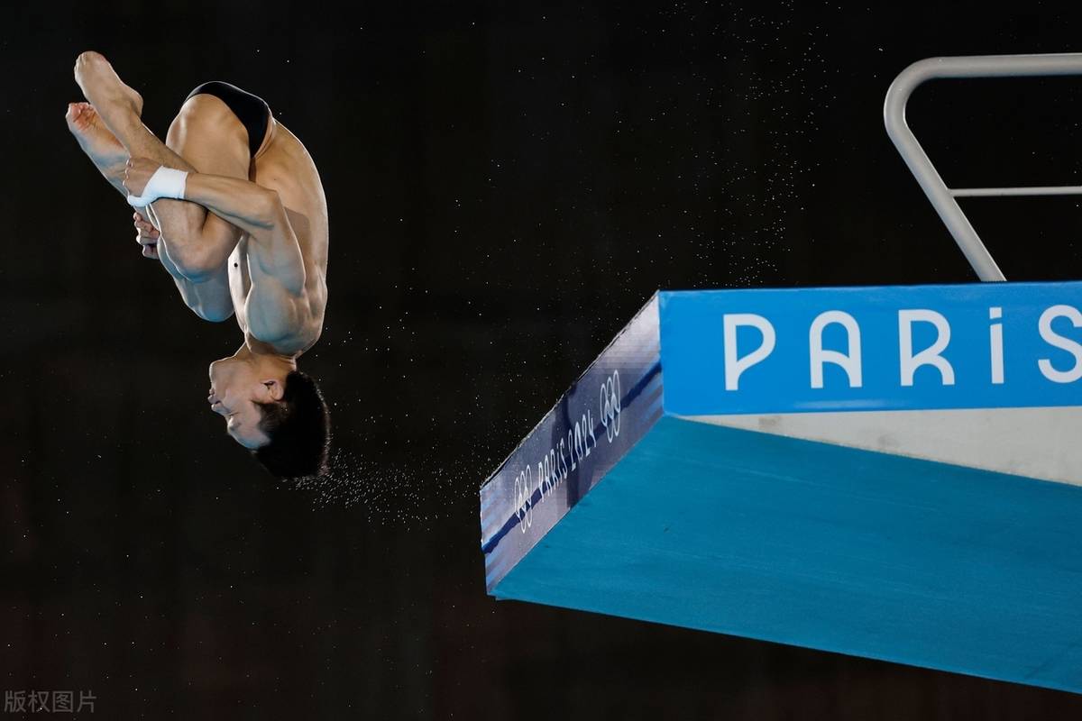 关于日本女子跳水选手再获区域冠军，展现绝佳表现的信息