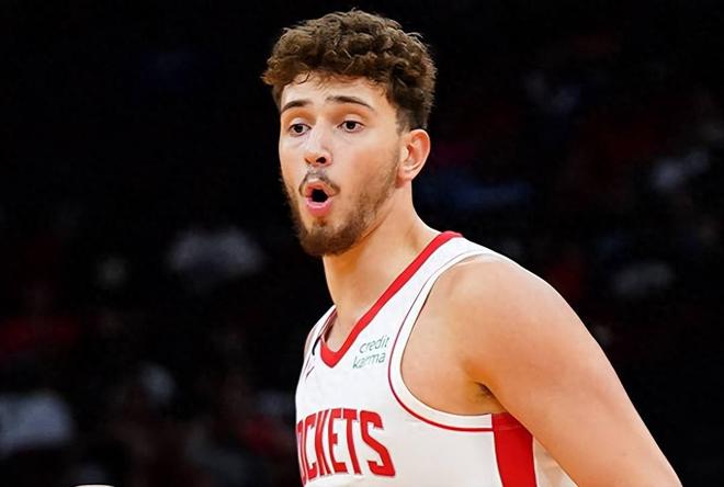 萨拉戈萨队员发挥出色，球队逐步崛起