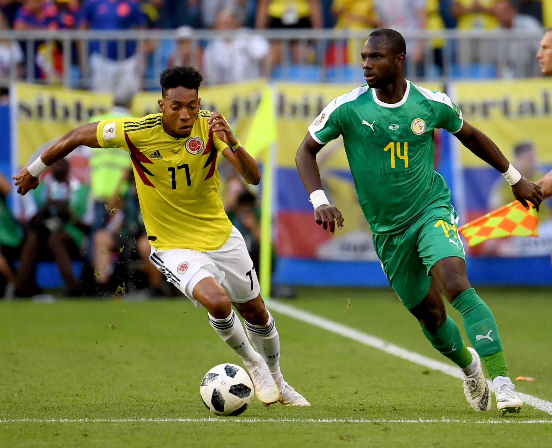 开云下载-足球比赛吸引全球目光，精采不容错过