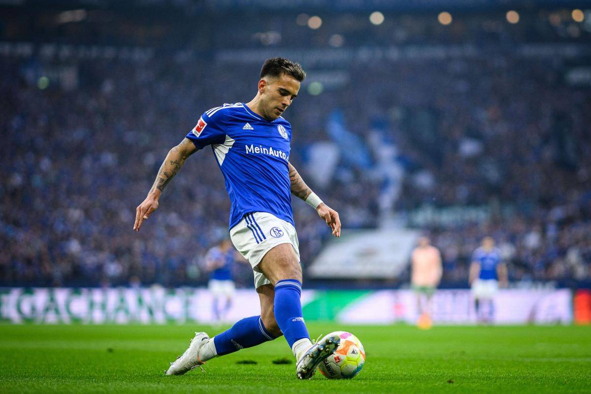 柏林赫塔签下新球员，力争提高球队实力