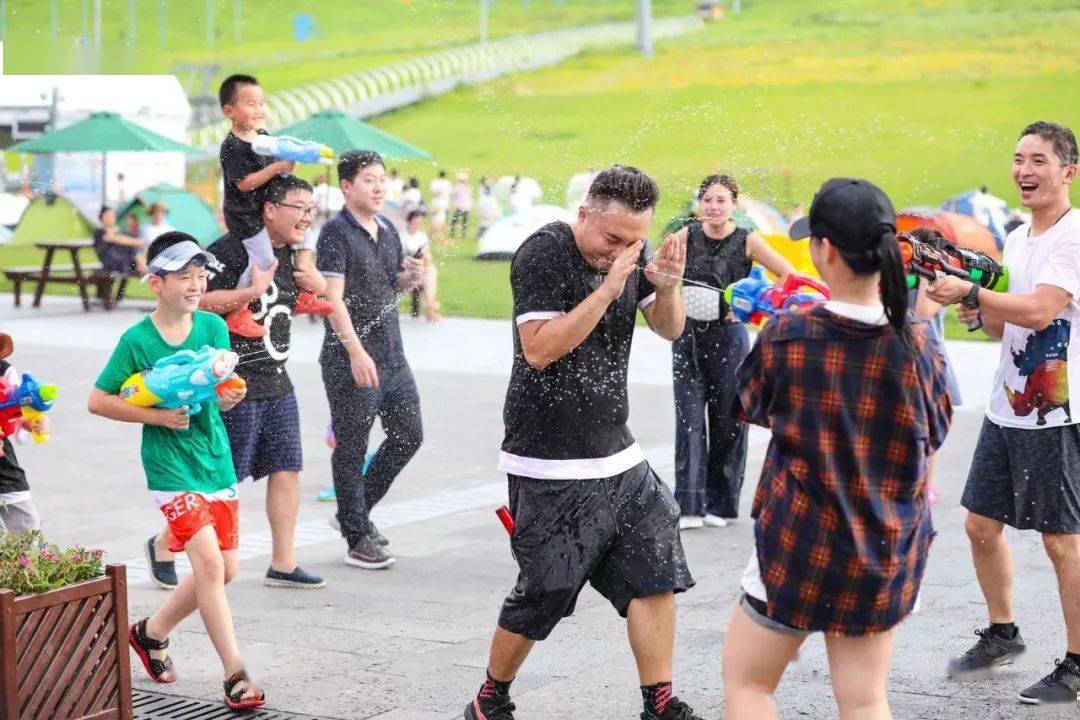 欧洲国家队碰撞出火花，嘉宾盛大