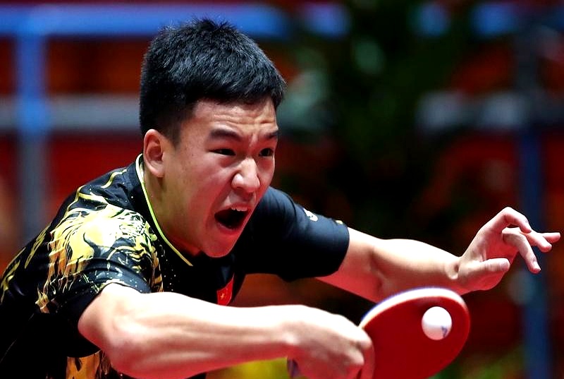 球员表现出色,带领球队击败强敌 球员表现出色,带领球队击败强敌