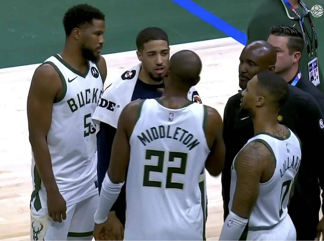 开云体育官方网站-雄鹿大胜热火，字母哥状态火爆