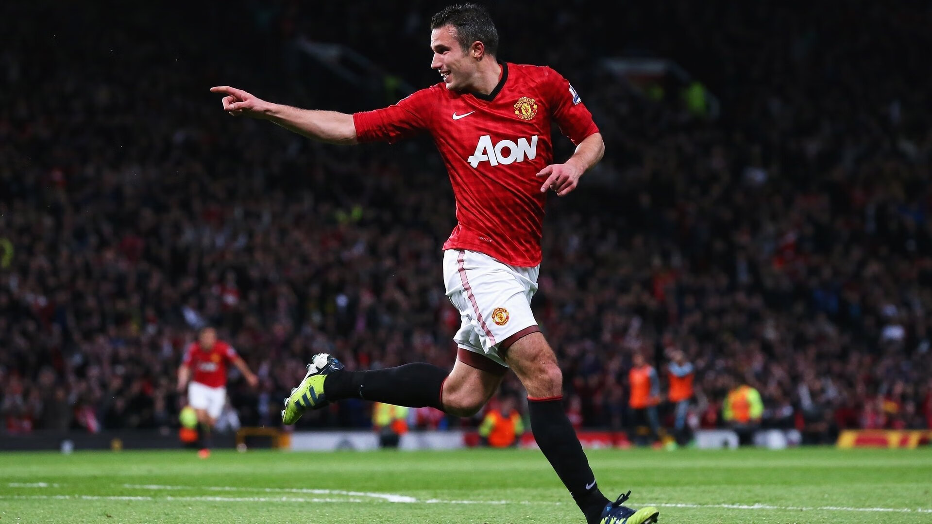 开云体育-欧冠奇观，AC米兰的冰岛封锁，赖斯独力破冰