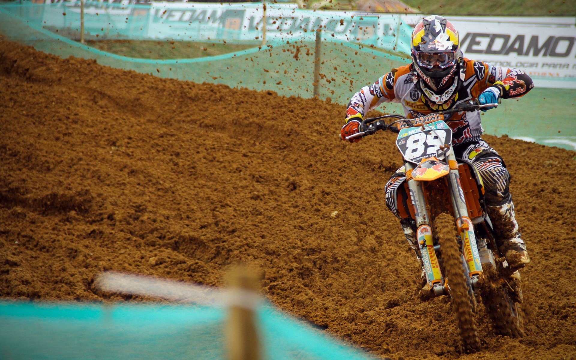 横跨太平洋的魔法，三笘薰一锤定音，哥伦比亚登顶融合之战